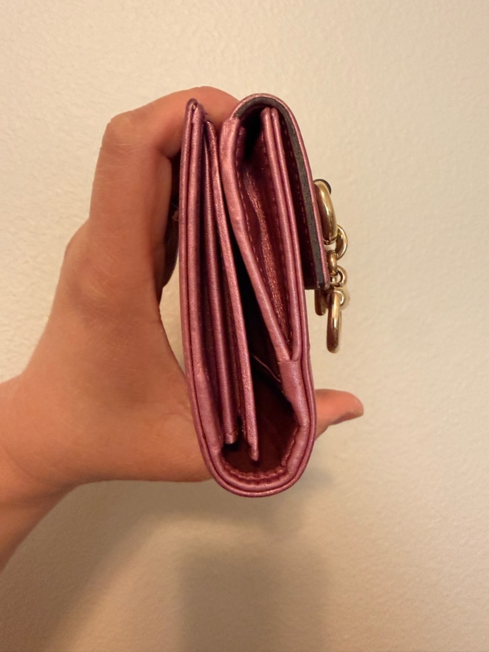 Gucci GG Canvas Continental Wallet - Picture 5 of 17